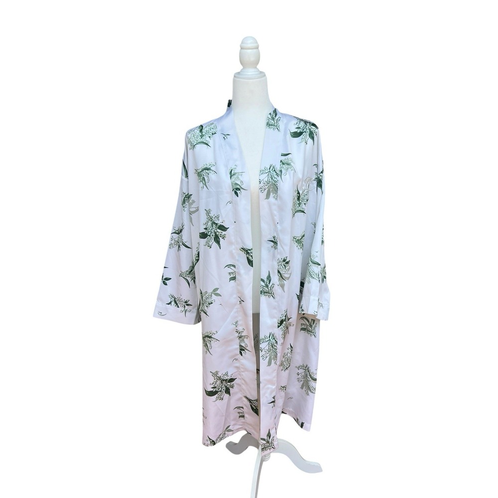 Pottery Barn Lily Of The Valley Print Robe Size XS/S Monogram‎ "RES" Read